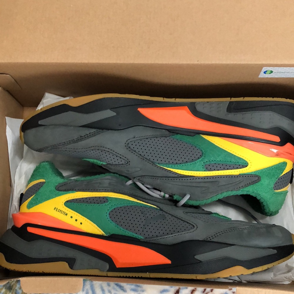 SZ 12 PUMA RS-FAST “EAT YOUR VEGGIES RUNNING/WALKING SHOES